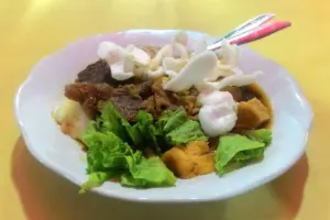 Mohon maaf, tidak semua orang suka tahu campur Lamongan, bahkan saya sebagai warlok juga kurang cocok