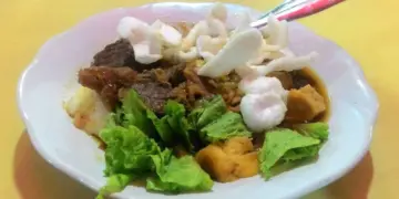Mohon maaf, tidak semua orang suka tahu campur Lamongan, bahkan saya sebagai warlok juga kurang cocok