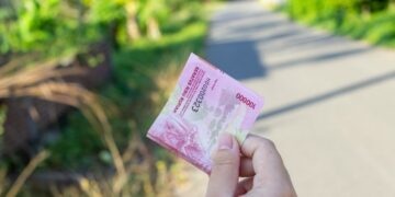 Andai dapat rejeki nomplok Rp100 miliar, saya mau bangun sekolah yang kesejahteraan gurunya terjamin Mojok.co