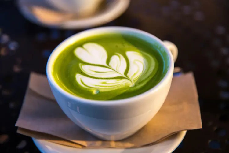 Gara-gara industri, matcha kini jadi overrated (Unsplash)