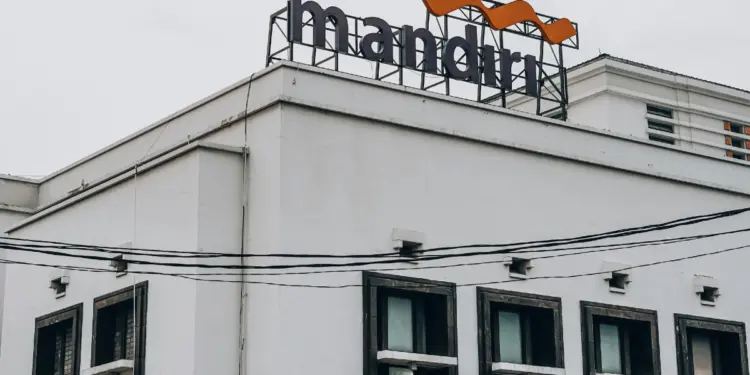 Ngeri! Rekening Bank Mandiri bisa diblokir atas permintaan aparat (Unsplash)