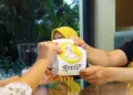 Sadar nggak, hampir tiap stasiun punya outlet Roti O, ternyata ini alasannya Mojok.co