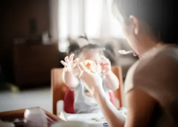 GTM pada anak, drama paling menguji kesabaran dan kreativitas orang tua Mojok.co