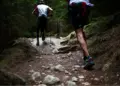 Pengalaman ikut trail run, olahraga yang dahulu saya anggap aneh, tapi akhirnya ketagihan juga Mojok.co