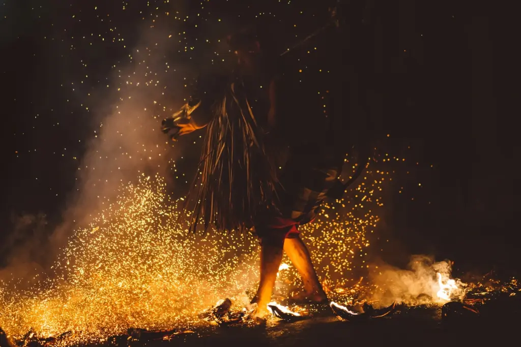 Menganggap Tulungagung sebagai pusat pesugihan di Jawa Timur karena banyak industri rumahan adalah kesimpulan yang dangkal, bodoh, malas, dan sampah