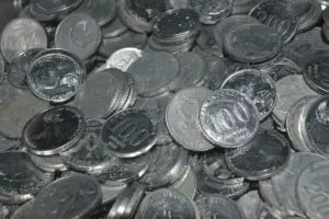 Di kala ekonomi yang sulit ini, bisnis nasi bungkus 7 ribu malah cuan selangit