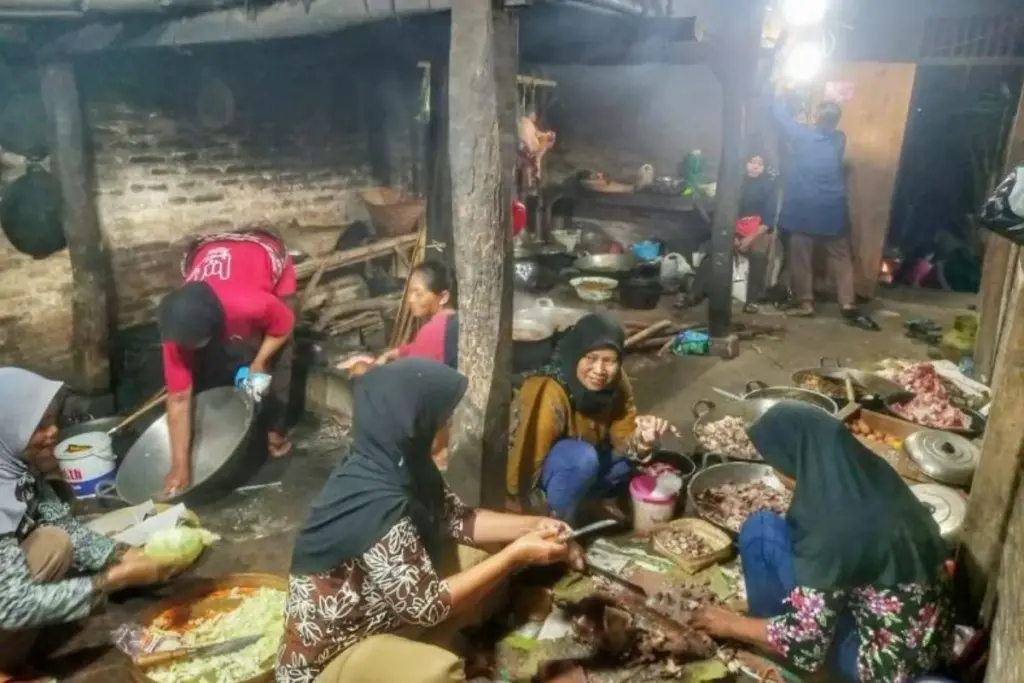 Inisiatif ikut rewang di kampung biar nggak dikira antisosial malah berujung trauma Terminal