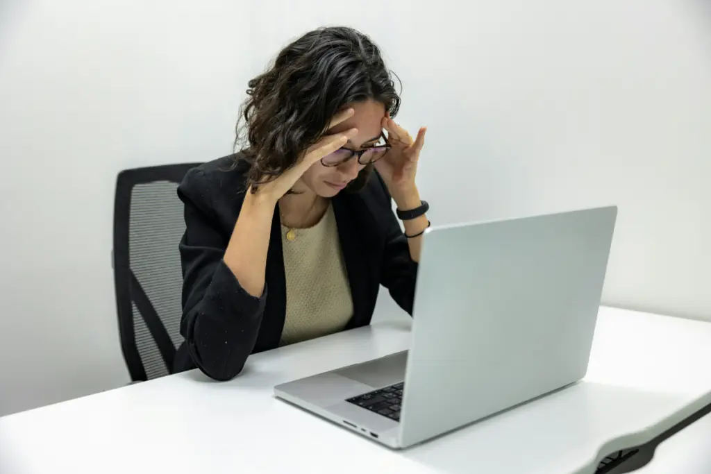 Work-life balance? Pekerjaan dan hidup seimbang? Omong kosong (Unsplash)