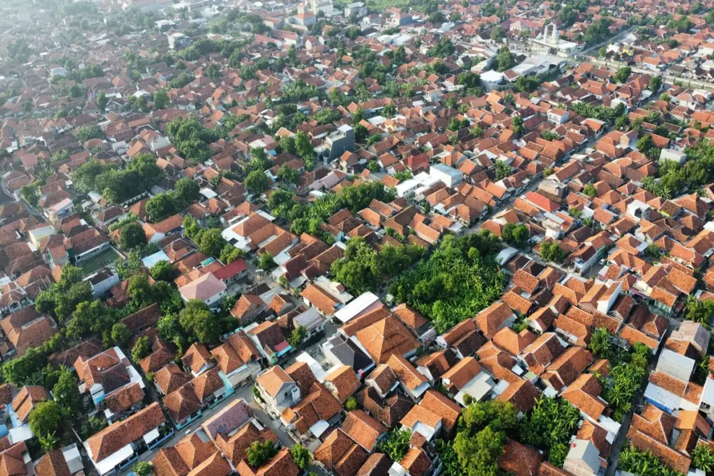 Cirebon: sebuah wilayah yang terlihat maju, tapi nyatanya priwen gebrage
