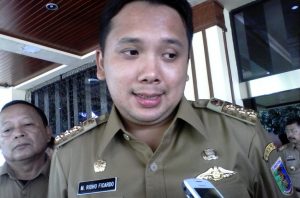 Ridho Ficardo, Pemimpin yang Menggugat Rakyatnya Sendiri