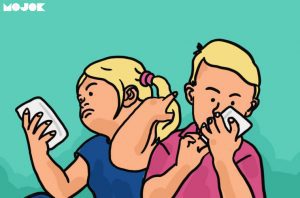 Perlukah Anak-Anak Usia Dini Dilarang Menggunakan Gadget?