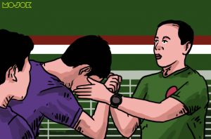 Cium Tangan Iwan Bule Itu Budaya Timur yang Luhur dan Harus Selalu Dipamerkan