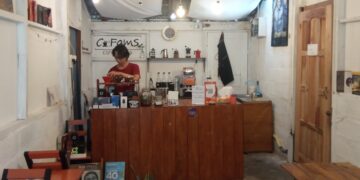 kedai kopi suburban