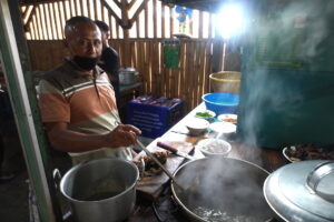 Warung soto enak Pak Sabar di Yogyakarta