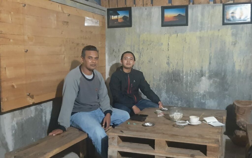 Eed Kopi Bowongso mojok.co