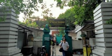 harta karun di makam mbah bungkul