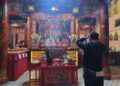 Ibadah di Klenteng Tien Kok Sie mojok.co