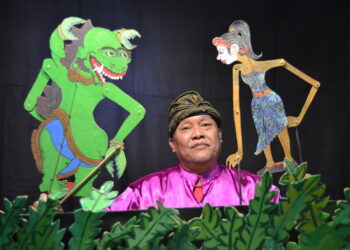 Bagong Soebarjo setia mengenalkan dongeng pada siapa saja