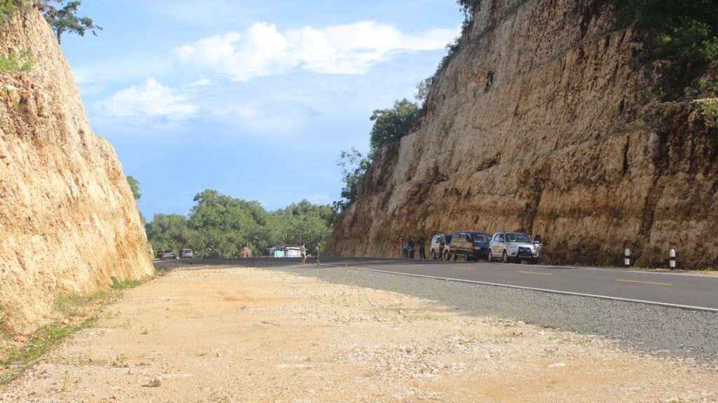 jalan jalur lintas selatan mojok.co