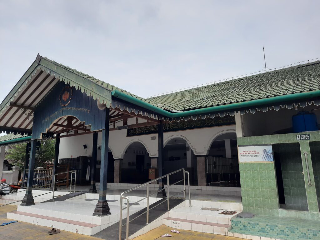masjid pathok negara babadan kauman mojok.co
