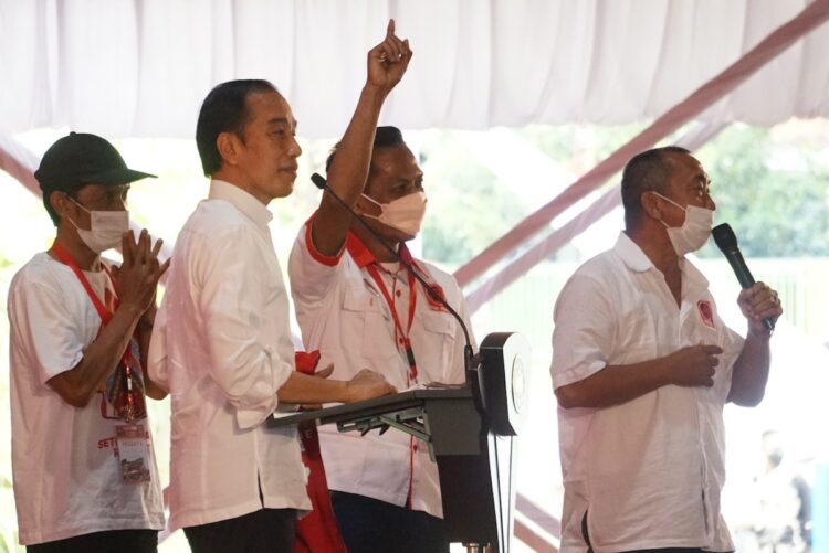 Jokowi minta relawan Projo untuk tidak kesusu