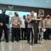 Kapolri Jenderal Pol. Listyo Sigit Prabowo mengumumkan Irjen Pol. Ferdy Sambo sebagai tersangka atas kasus tewasnya Brigadir Nofriansyah Yosua Hutabatara atau Brigadir J, di Mabes Polri, Jakarta, Selasa.