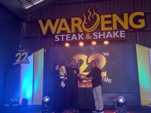 Kiat Bisnis dari Pasangan Pemilik ‘Waroeng Steak’, Restoran yang Pecahkan Rekor Muri