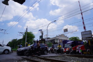 Perlintasan kereta api paling pada di Yogyakarta ada di kawasan Timoho