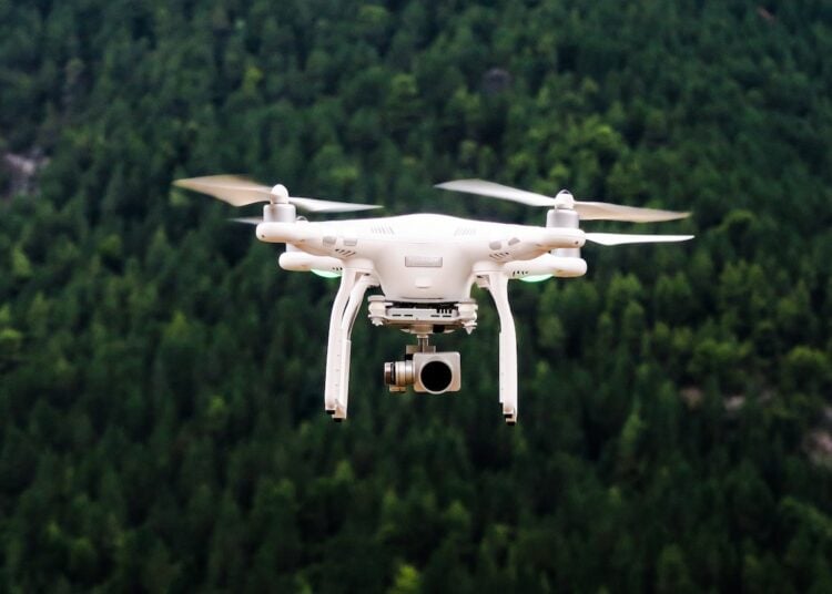 8 Tips Memilih Drone yang Bagus. MOJOK.CO