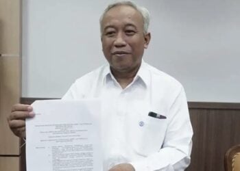 Mendikbudristek Keluarkan Peraturan Bekukan MWA dan Pelantikan Rektor UNS Dibatalkan. MOJOK.CO