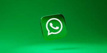 Bahayanya Jika Menggunakan WhatsApp Pihak Ketiga. MOJOK.CO