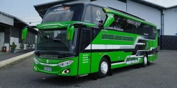 Mengenal Karoseri Adiputro, Perusahaan Asal Malang yang Membangun Bus Termahal. MOJOK.CO
