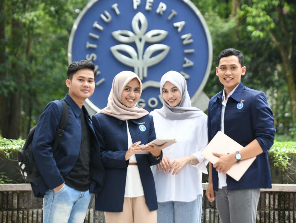 Mengenal Institut Pertanian Bogor (IPB): Sejarah, Profil, dan Program Studi MOJOK.CO