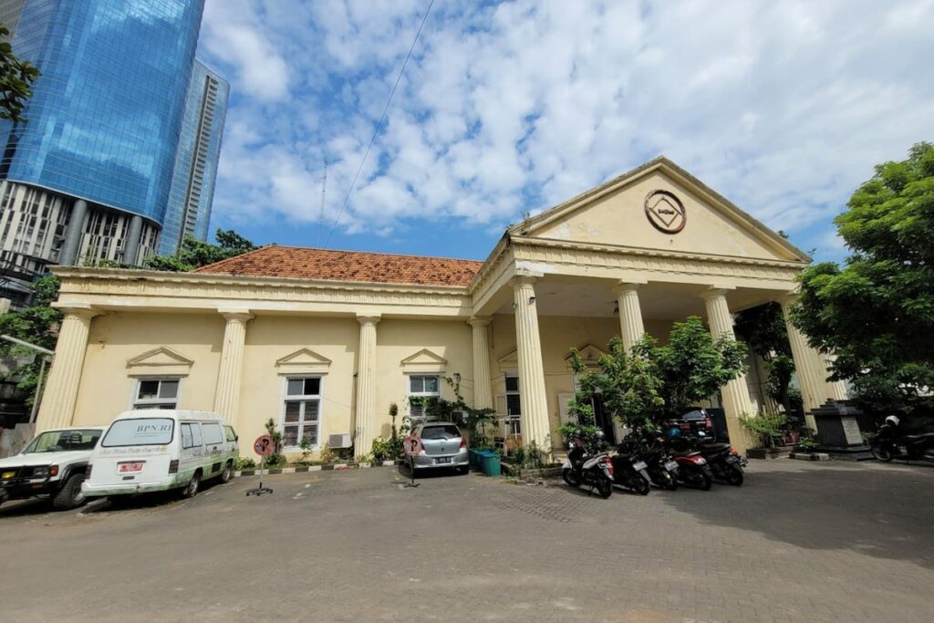 Surabaya Kota Freemason, Gedung BPN Tunjungan Jadi Warisannya MOJOK.CO