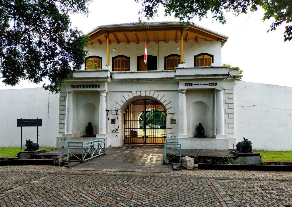 Benteng Vastenburg, Benteng Megah Tempat Belanda Pantau Pergerakan Keraton Surakarta MOJOK.CO