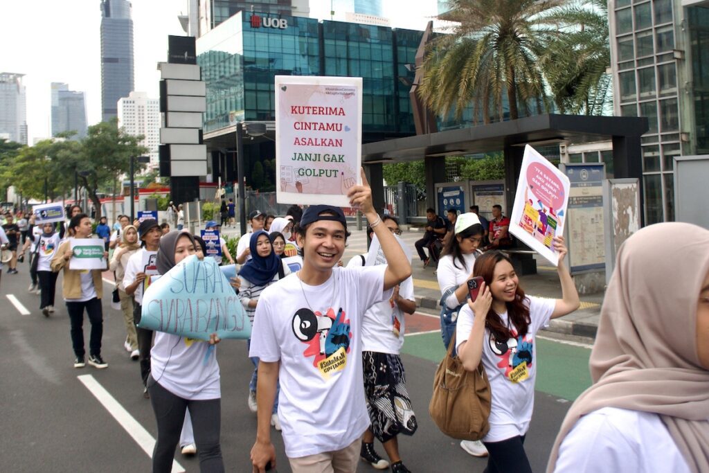 Pawai #suarakanCintamu di CFD Jakarta untuk ajak anak muda agar tidak golput di Pemilu 2024. (Dok. Campaign)