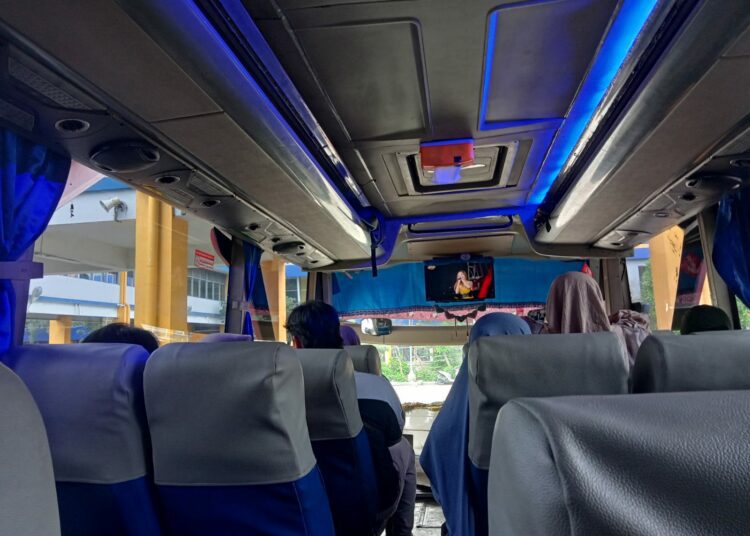 Lagu-lagu di Bus Sumber Selamat Surabaya-Jogja Mengaduk-aduk Perasaan MOJOK.CO