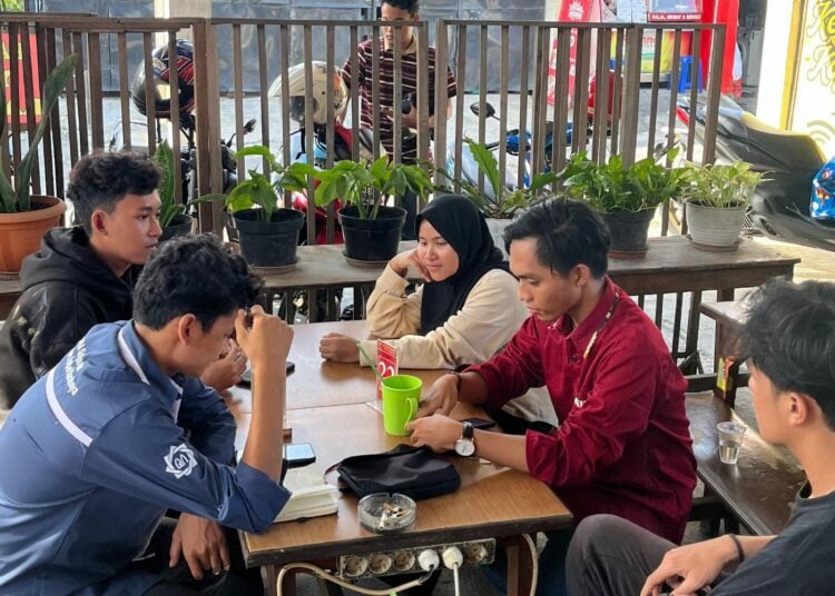 Ironi Pencak Silat UINSA Surabaya, Gaji Pelatih Cuma Rp100 Ribu MOJOK.CO