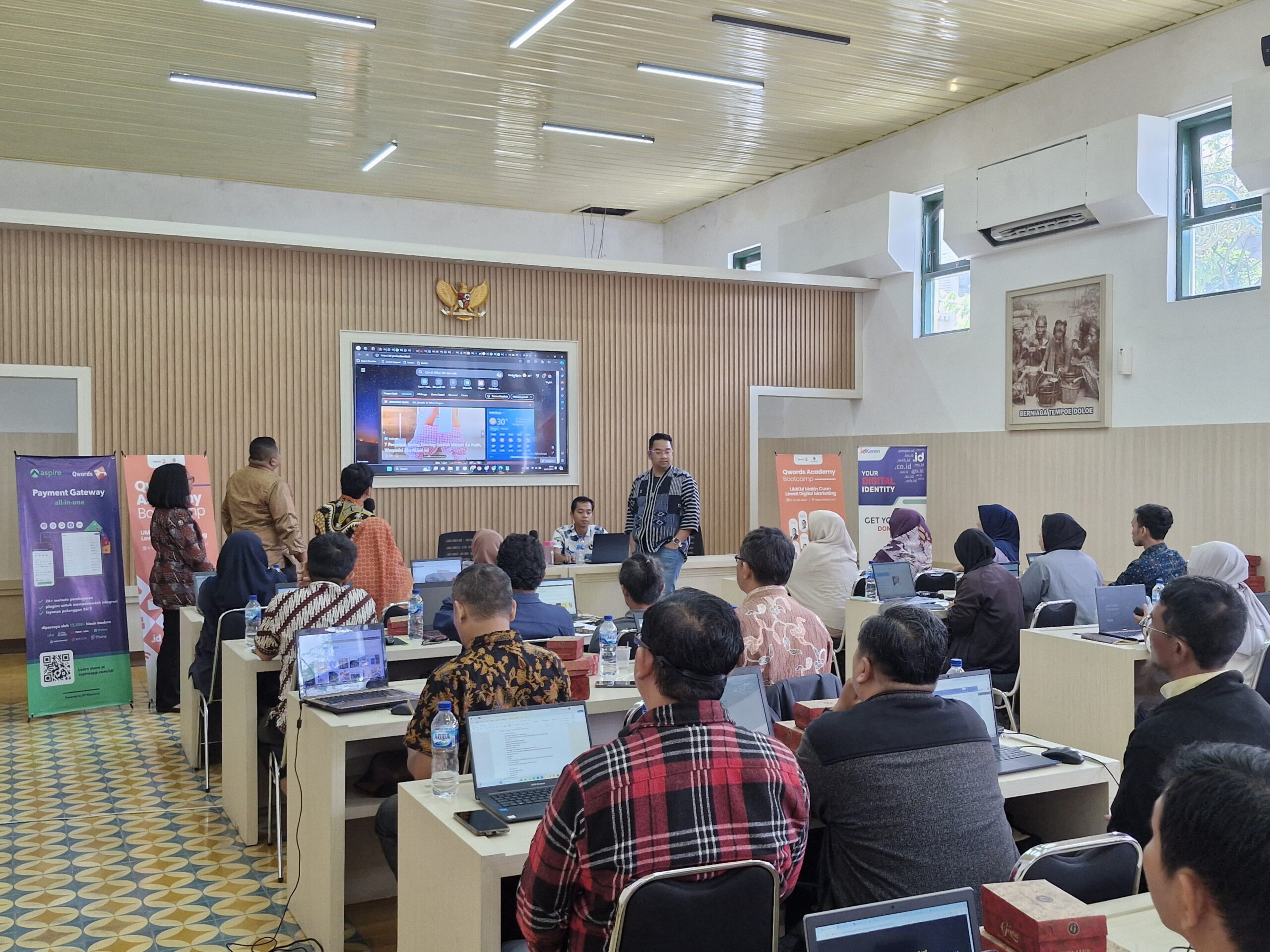 suasana bootcamp usaha kecil qwords di Jogja.MOJOK.CO