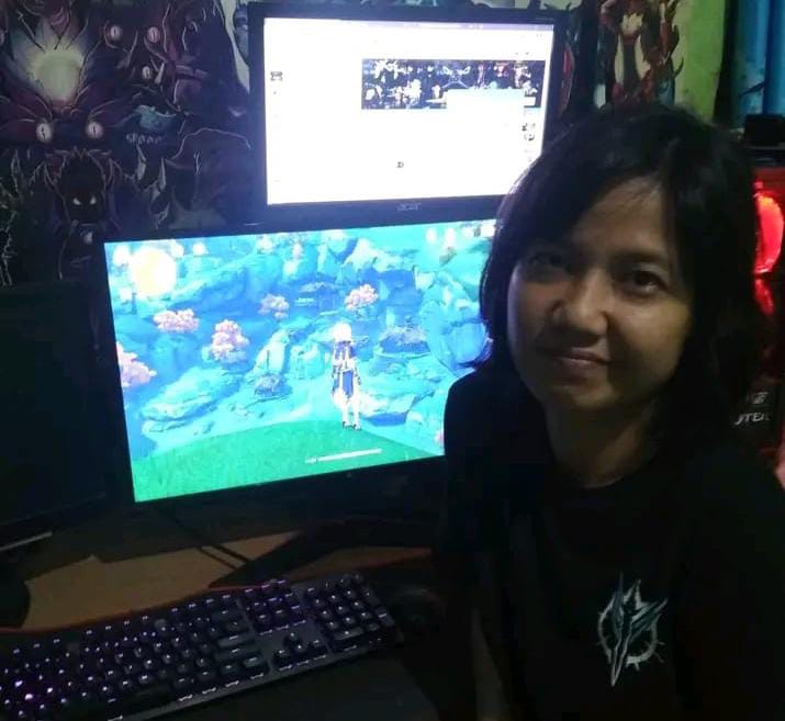 Cerita Emak-Emak Joki Game Online AQW, 24 Jam menatap Komputer Demi Menghidupi 2 Anak Seorang Diri.MOJOK.CO