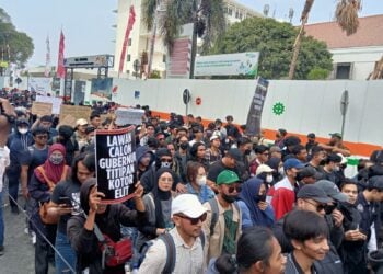 Rakyat Kecil Kawal Putusan MK Melalui Demo di Jogja, Kecewa dengan Jokowi MOJOK.CO