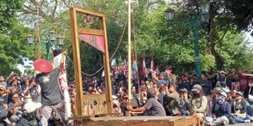 Demo di Jogja Momen Adili Dinasti Politik Jokowi dan Prabowo MOJOK.CO