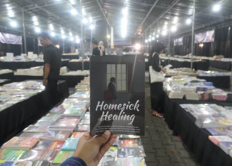 Buku homesick healing dalam acara Pesta Buku Jogja 2024. MOJOK.CO