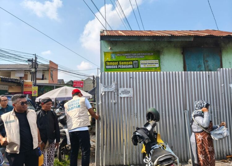 Sengkarut yang bikin kesal pedagang Pasar Condongcatur, Sleman MOJOK.CO