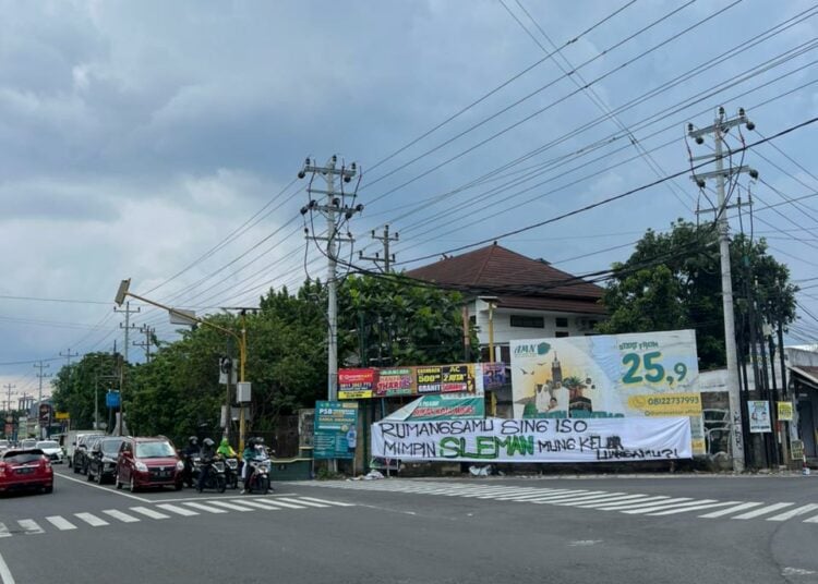 Warga Sleman Tolak Dinasti Politik Kustini MOJOK.CO