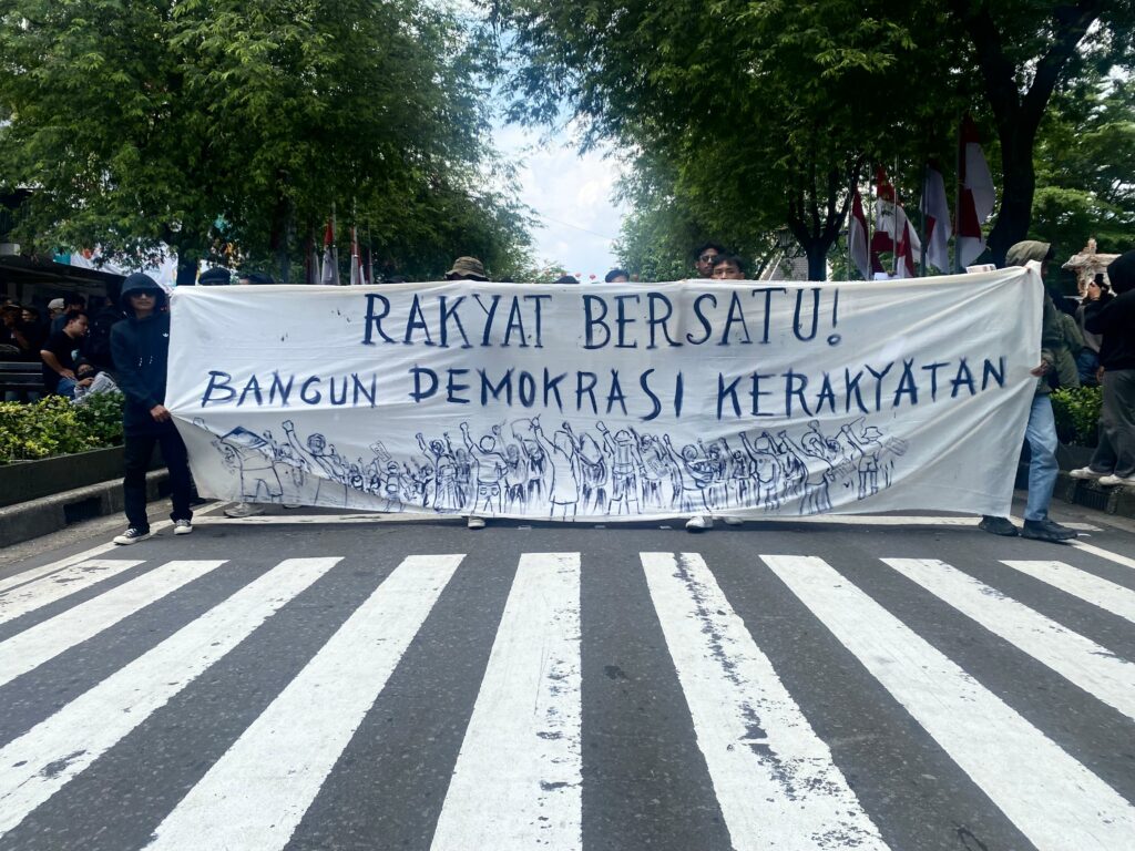 jogja memanggil berbeda dengan Jakarta dan Surabaya.MOJOK.CO