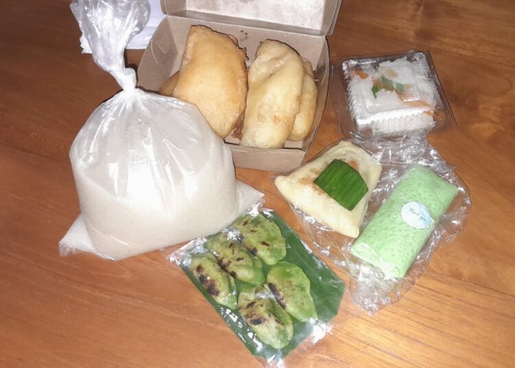 Jajanan khas Pasar Sore Ramadan Kauman Jogja. MOJOK.CO