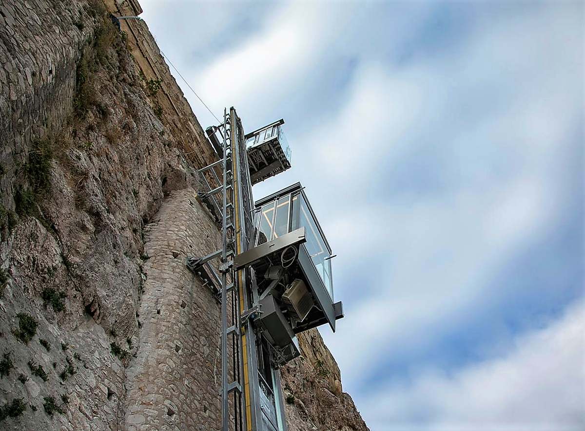 castle of crete.MOJOK.CO