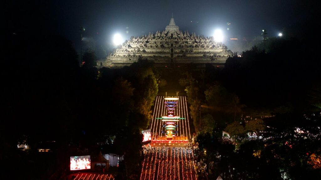 candi borobudur.MOJOK.CO