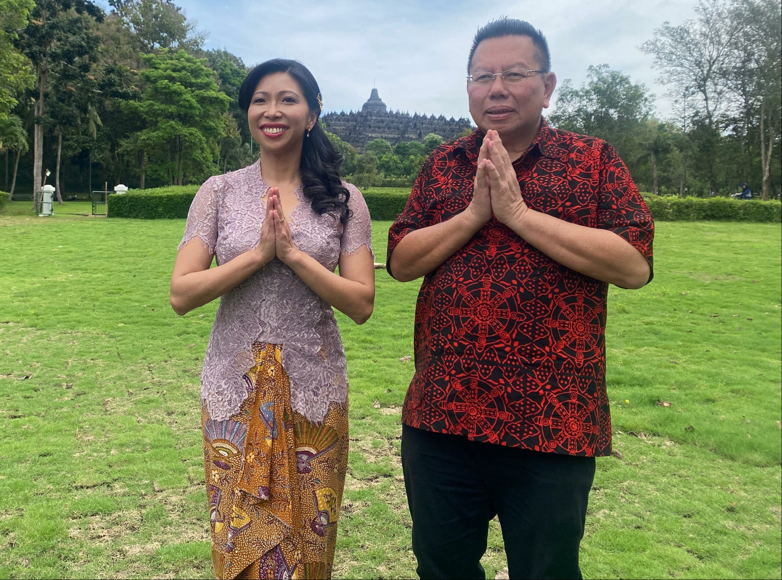 stairlift di candi borobudur.MOJOK.CO